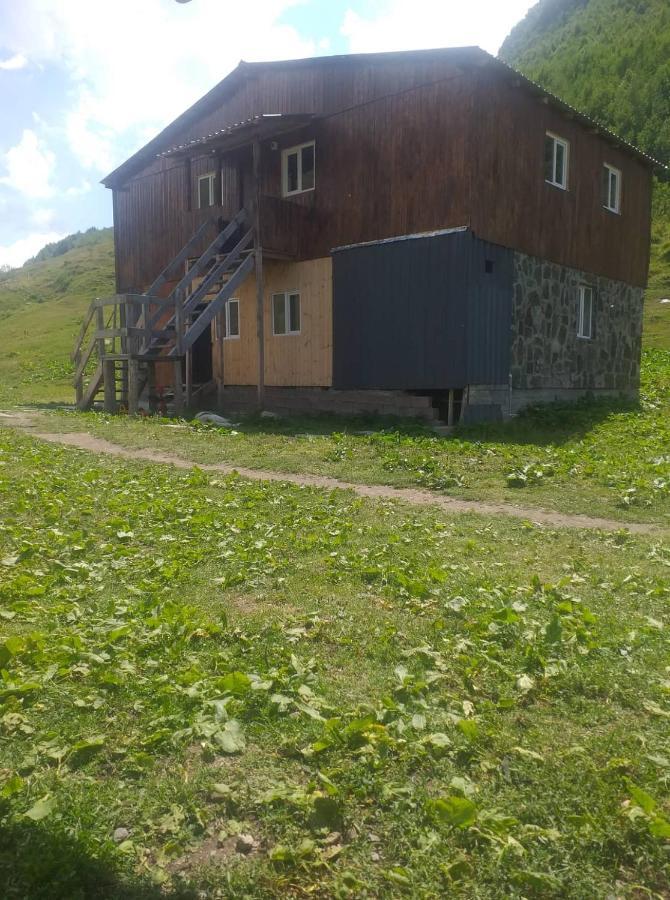 Vila Latphari In Ushguli Εξωτερικό φωτογραφία